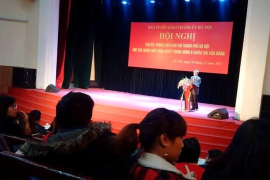 Hàng trăm cán bộ, phóng viên báo chí Hà Nội quán triệt Nghị quyết Trung ương 6 (khoá XII)