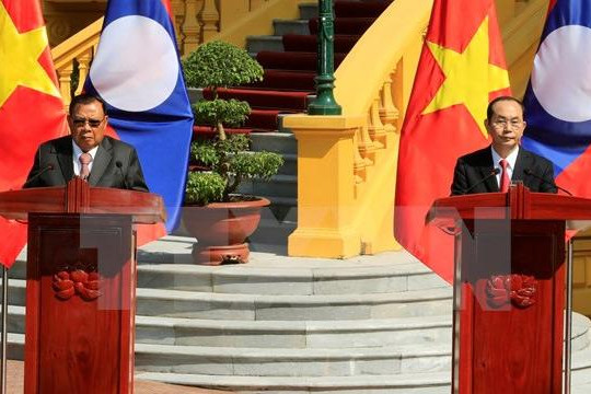 Lãnh đạo Việt Nam, Lào họp báo bế mạc Năm Đoàn kết Hữu nghị 2017