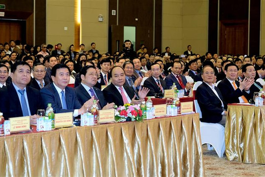 Thủ tướng dự Hội nghị gặp mặt các nhà đầu tư của tỉnh Nghệ An