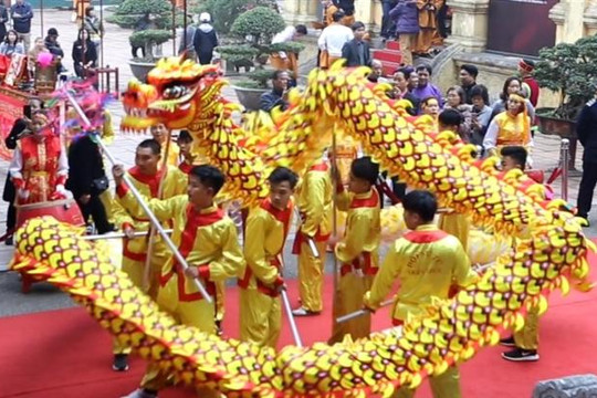 Cận cảnh Lễ dâng hương Khai Xuân tại Hoàng thành Thăng Long