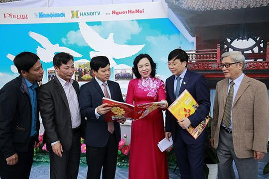 Báo chí Việt Nam đồng hành cùng đất nước đổi mới