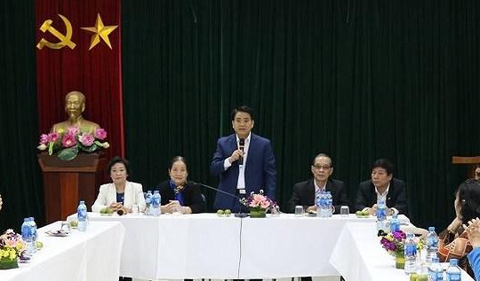 Chủ tịch UBND TP. Hà Nội Nguyễn Đức Chung gặp mặt văn nghệ sĩ chủ chốt Thủ đô