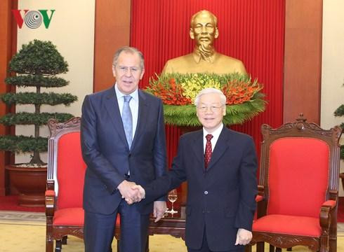 Việt Nam luôn coi trọng quan hệ Đối tác chiến lược toàn diện với Liên bang Nga