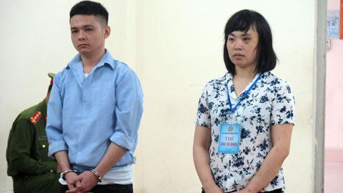 Hà Nội: Ném lựu đạn cảnh sát, bỏ lại người tình lúc nguy nan