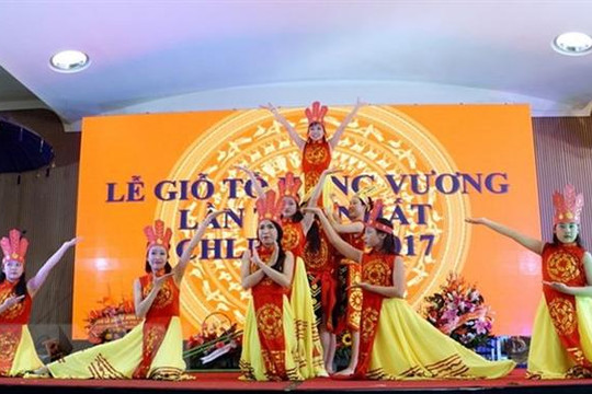 Lần đầu tiên tổ chức Ngày Quốc tổ Việt Nam toàn cầu