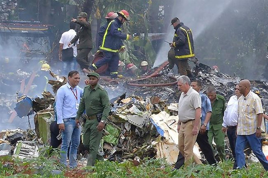 Hiện trường vụ rơi máy bay Boeing chở hơn 100 người ở Cuba
