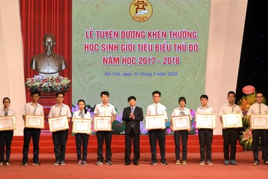 Tuyên dương hơn 800 học sinh giỏi tiêu biểu Thủ đô