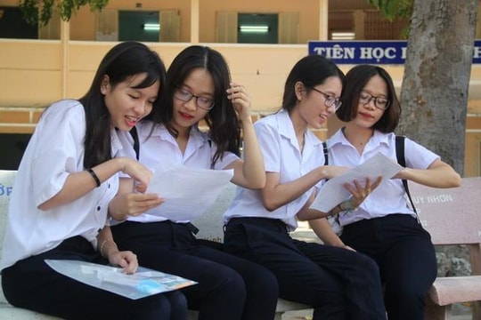 Học sinh Hà Nội thi vào lớp 10 chuyên trong hai ngày 8 và 9-6