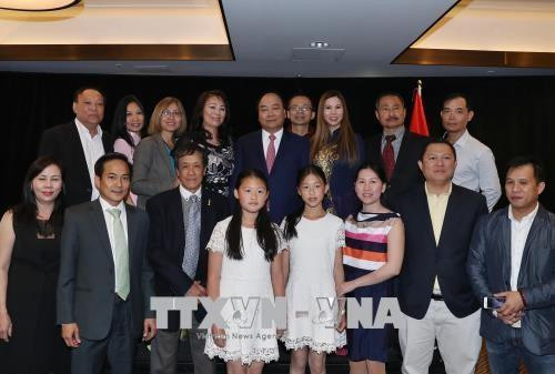 Thủ tướng Nguyễn Xuân Phúc gặp gỡ cộng đồng kiều bào Việt Nam tại Canada