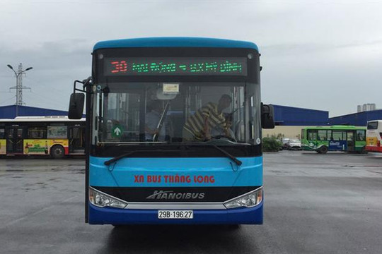 Hà Nội: Thay 16 xe buýt mới trên tuyến 30 (Mai Động - Bến xe Mỹ Đình)