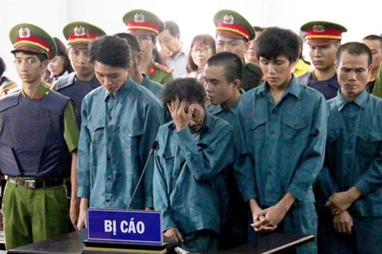 Xét xử 7 bị cáo về tội gây rối trật tự công cộng tại Bình Thuận