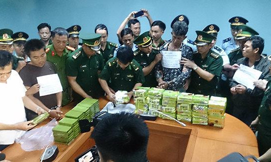 Hà Tĩnh: Bắt 52 bánh heroin, 25 kg ma túy đá