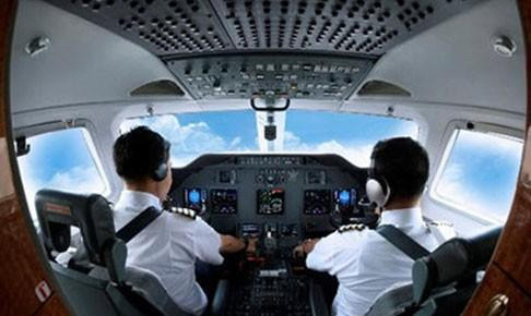 Bộ GTVT yêu cầu báo cáo chất lượng đầu vào phi công Vietnam Airlines