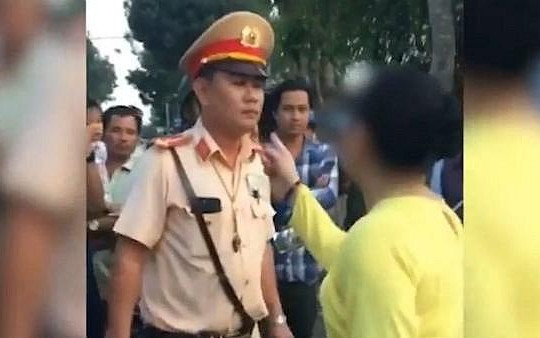 Vụ lăng mạ cảnh sát tại Bà Rịa-Vũng Tàu: Do hối lộ không thành