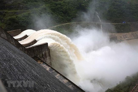 Thực hư thông tin hồ thủy điện Bản Vẽ ở Nghệ An bị nứt, vỡ