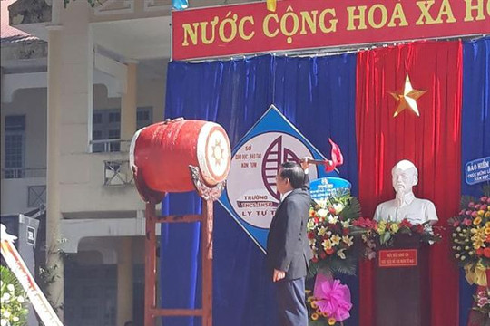 Kon Tum: Niềm vui ngày khai trường của học sinh Trường THCS - THSP Lý Tự Trọng