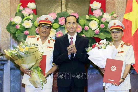 Chủ tịch nước Trần Đại Quang trao quyết định bổ nhiệm Phó Viện trưởng Viện Kiểm sát nhân dân tối cao