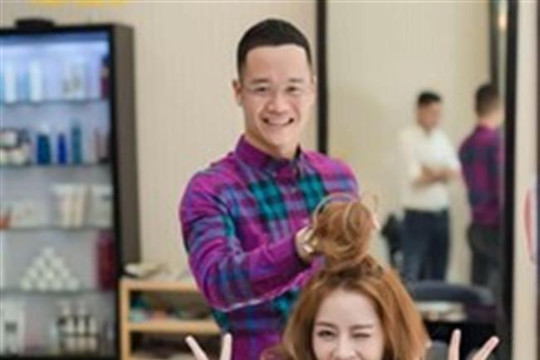94 Đào Tấn, Cầu Giấy, Hà Nội: Aki hairdressing salon