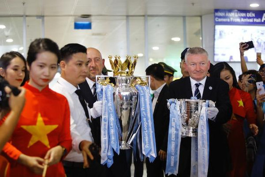 Bầu Hiển muốn mời Man City sang thi đấu lần thứ hai tại Hà Nội