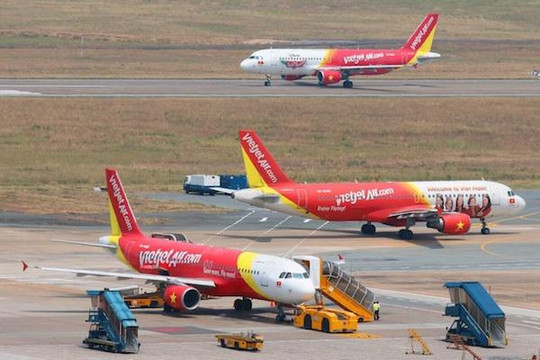 Đường băng hai sân bay Nội Bài, Tân Sơn Nhất có nguy cơ ‘đóng cửa’