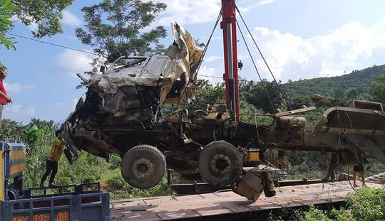 Vụ tai nạn 13 người chết ở Lai Châu: Tài xế xe bồn thao tác sai kỹ thuật