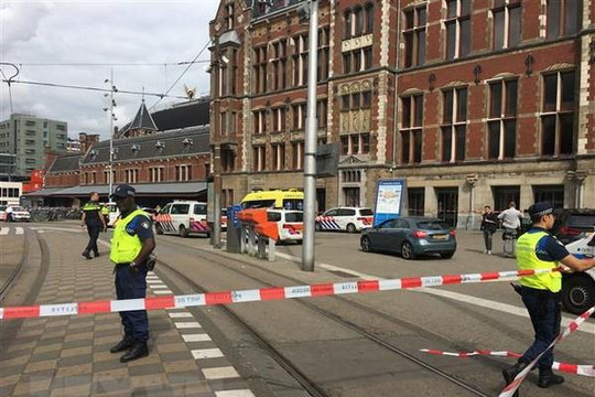 Cảnh sát Hà Lan phát hiện 100kg vật liệu để chế tạo bom