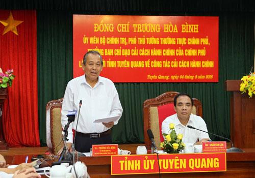 Phó Thủ tướng Trương Hòa Bình làm việc với lãnh đạo chủ chốt tỉnh Tuyên Quang