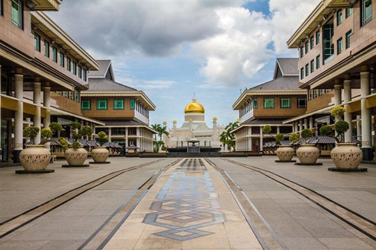 Ngôi làng nổi giữa thủ đô hoa lệ của Brunei