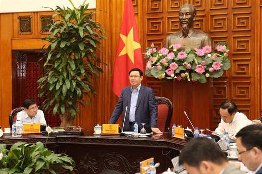 Phó Thủ tướng Vương Đình Huệ chủ trì cuộc họp về cổ phần hoá DNNN