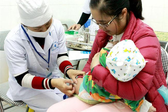 Hà Nội: Chia làm 3 đợt tiêm bổ sung vắc xin sởi, rubella cho trẻ 1-5 tuổi