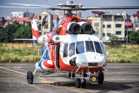 Màn trình diễn hoành tráng của hai trực thăng Nga trên bầu trời Hà Nội