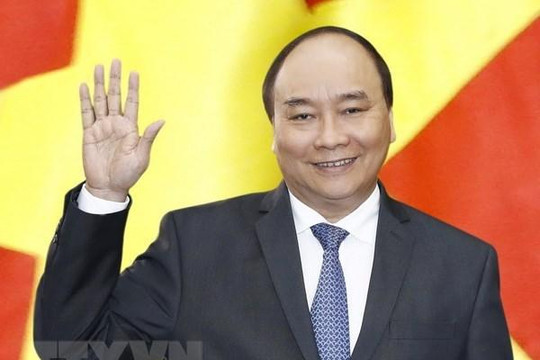 Thủ tướng Nguyễn Xuân Phúc lên đường tham dự Hội nghị Cấp cao APEC lần thứ 26