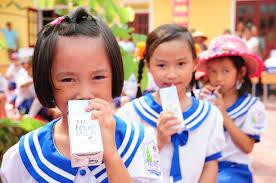 Nhân rộng đấu thầu công khai "sữa học đường" tại Hà Nội, tiết kiệm hàng nghìn tỷ đồng tiền ngân sách.