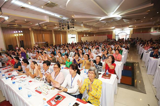 2.000 người tham gia chuỗi sự kiện "từ ăn sạch đến sống xanh" tại TP Hồ Chí Minh.