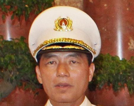 Khởi tố, cấm đi khỏi nơi cư trú với ông Trần Việt Tân, Bùi Văn Thành