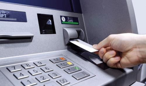 Không để tình trạng gián đoạn khi rút tiền ATM dịp Tết Kỷ Hợi