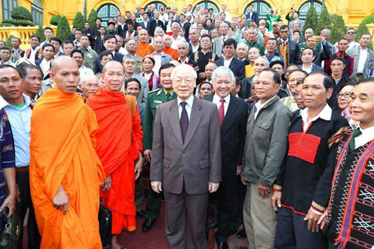 Tổng Bí thư, Chủ tịch nước Nguyễn Phú Trọng gặp mặt các già làng, trưởng bản tiêu biểu