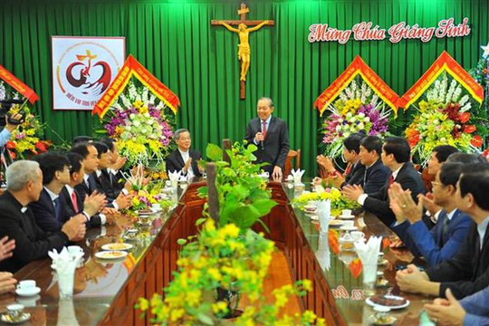 Phó Thủ tướng Thường trực Trương Hòa Bình chúc mừng Noel 2018 tại Tòa Giám mục Phát Diệm