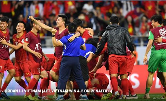 Thủ tướng biểu dương Đội tuyển Việt Nam thi đấu tự tin, quả cảm