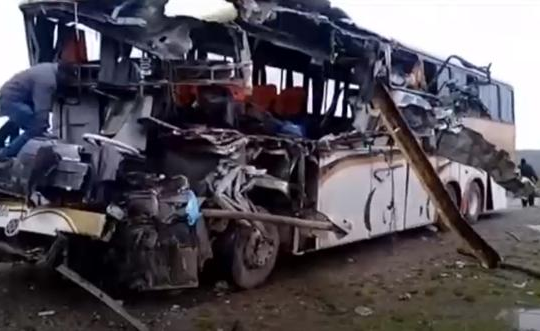 Xe chở đoàn thể thao Bolivia đâm vào hẻm núi, 11 người thiệt mạng