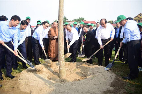 Thủ tướng Chính phủ dự lễ phát động Tết trồng cây năm 2019 tại huyện Đông Anh