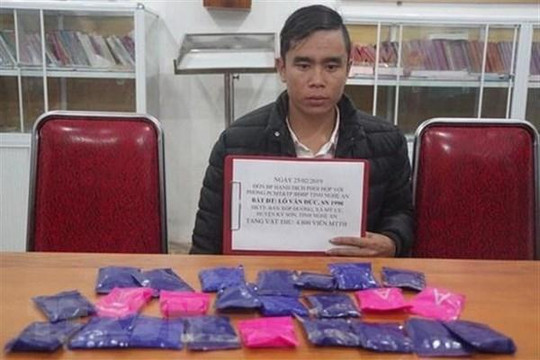 Nghệ An bắt đối tượng mua bán 4.800 viên ma túy tổng hợp tại biên giới