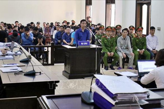 Hai bị cáo Phan Sào Nam, Nguyễn Văn Dương xin vắng mặt