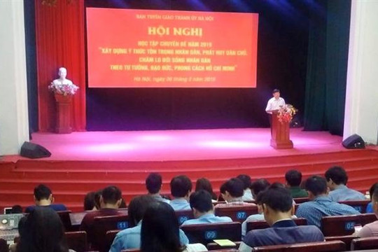 Hội nghị học tập chuyên đề "Xây dựng ý thức tôn trọng Nhân dân" cho cán bộ, phóng viên báo chí Hà Nội