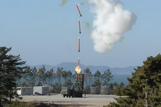 Hàn Quốc: Tên lửa đất đối không nổ tung do bị ấn nút nhầm