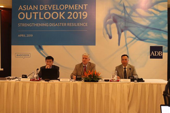 ADB: Kinh tế Việt Nam sẽ tăng trưởng 6,8% trong năm 2019