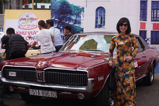 Chiêm ngưỡng dàn xe cổ cực hiếm tại Ngày hội xe cổ Sài Gòn lần 2