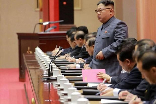 Ông Kim Jong-un gọi tình hình hiện tại là căng thẳng, kêu gọi tự lực