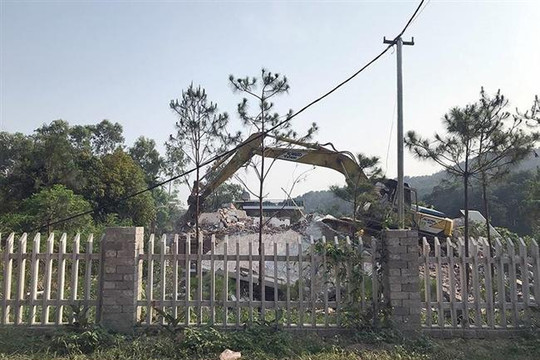 Cưỡng chế 5 công trình vi phạm tại xã Minh Phú, huyện Sóc Sơn