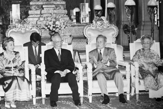 Truyền thông Campuchia và Mỹ viết về nguyên Chủ tịch nước Lê Đức Anh